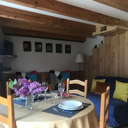 Gîtes de Combris : Le Dorjé Hébergement de vacances Saint-Gervais-sous-Meymont